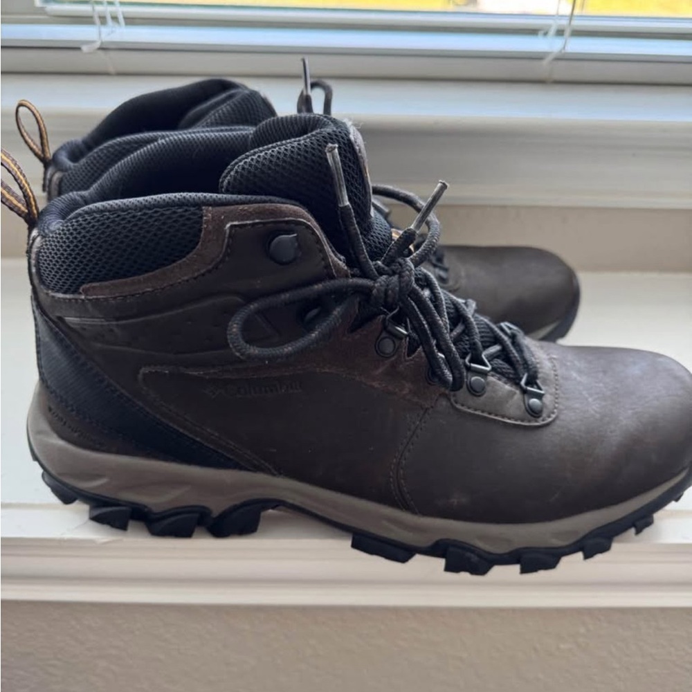 Columbia Men's Hiking Boots Brown Newton Ridge Plus II Waterproof Size 12